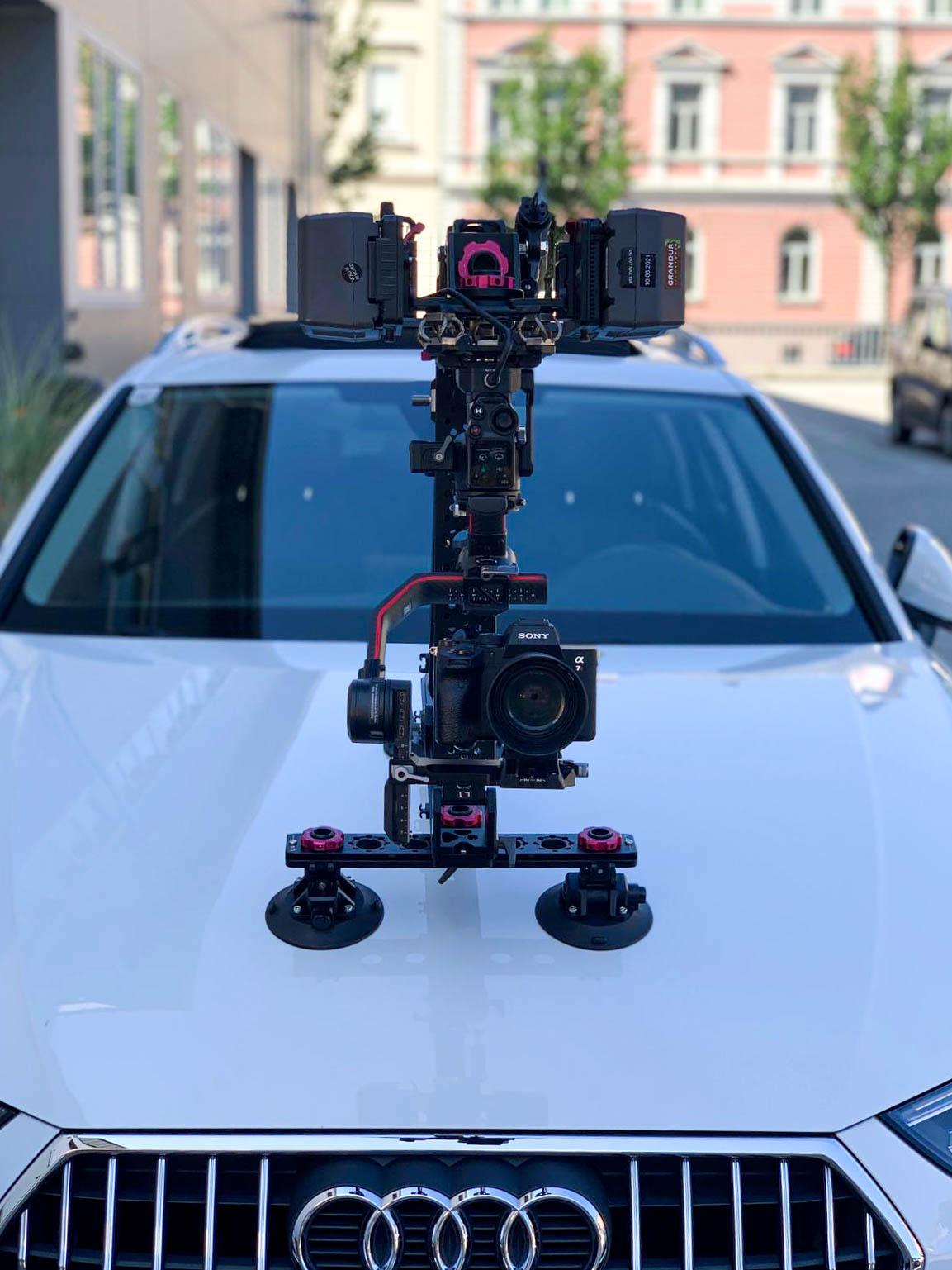 TILTA HYDRA ALIEN ARM CAR MOUNTING SYSTEM - Image 8